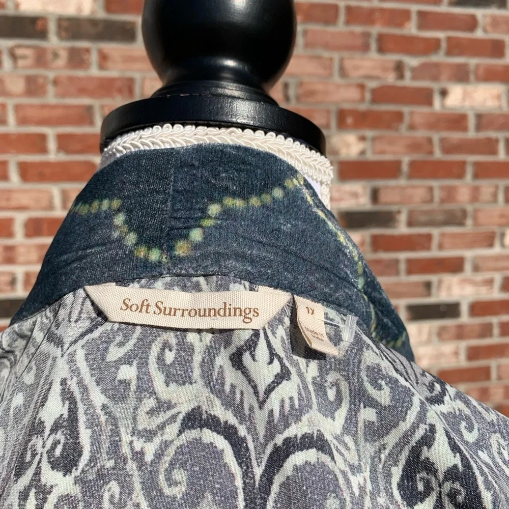 Soft Surroundings Long Blue and Gold Patterned Topper - Picture 4 of 8